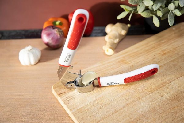 سیر له کن Delcasa Garlic Press With Plastic Handle - Super Easy To Clean - Crush Garlic & Ginger With Ease – All-In-One Mincer & Squeezer - Hand Tool For Professional Restaurant & Home Kitchen - تصویر 7